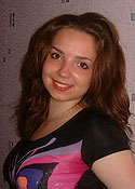 ukrainian_woman_looking - ua-marriage.com