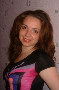 woman_looking - ua-marriage.com